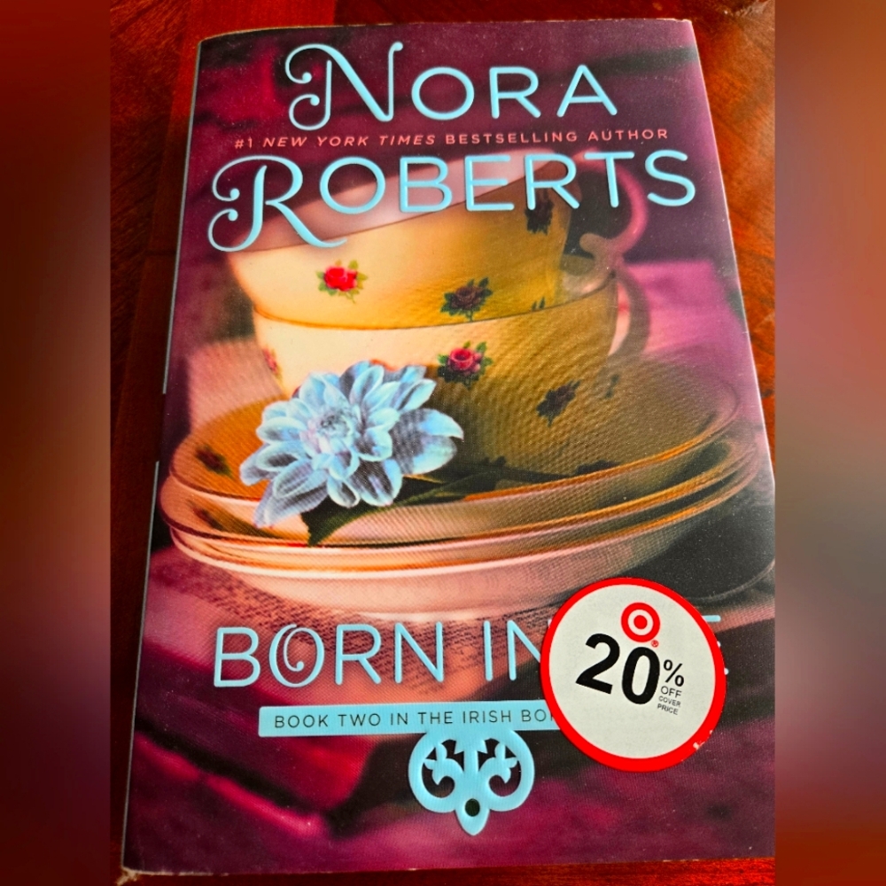 Born in Ice, nora roberts book